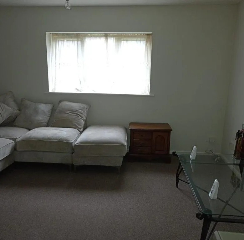 1 Bed Flat on Church Road, Northolt UB5