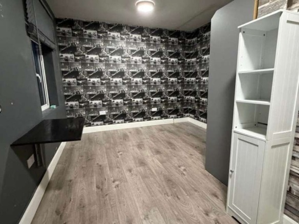 Studio Flat in Harrow HA13PH