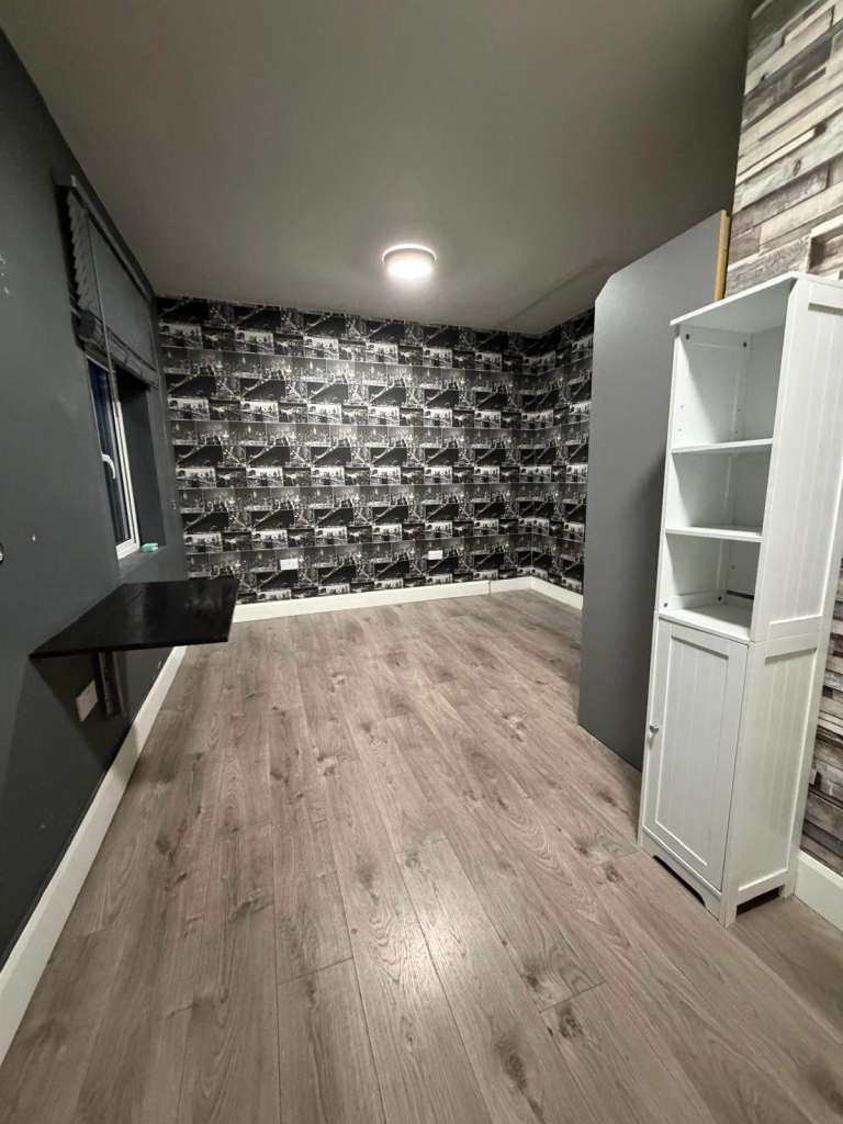 Studio Flat in Harrow HA13PH