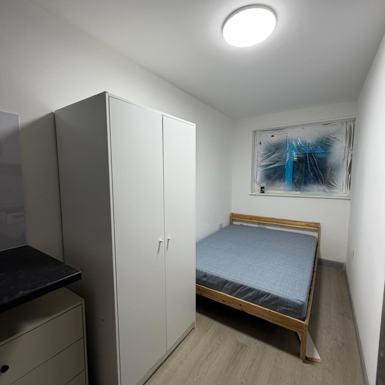 Studio Flat in Slough, (SL1 2SD)